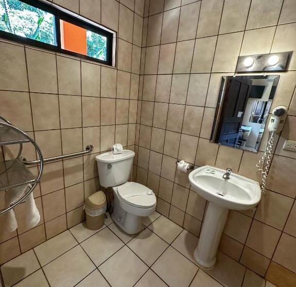 스탠다드 트리플 룸, Nany