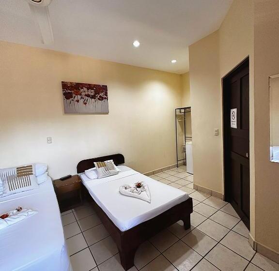 스탠다드 트리플 룸, Nany