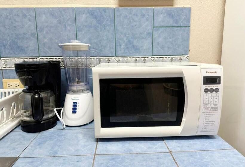 침실 1개 주택, Nany