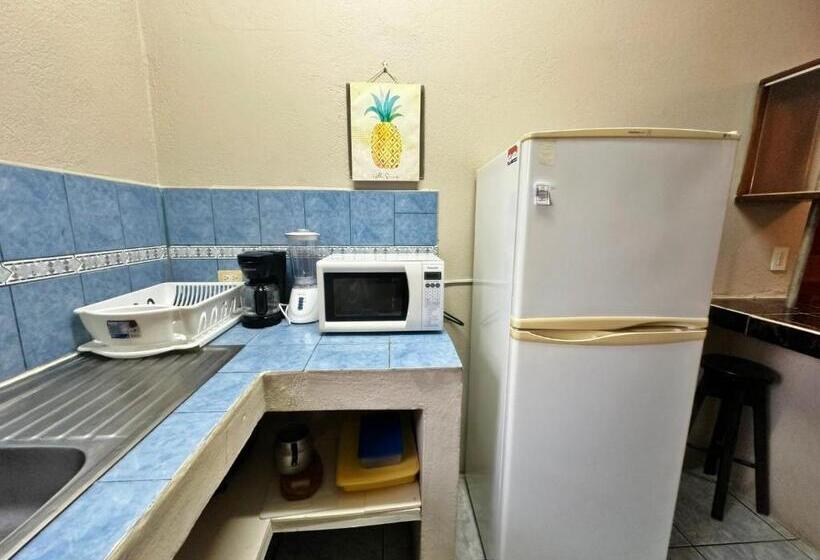 침실 1개 주택, Nany