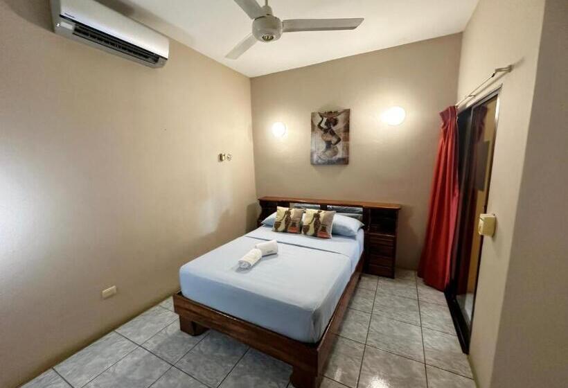 침실 1개 주택, Nany