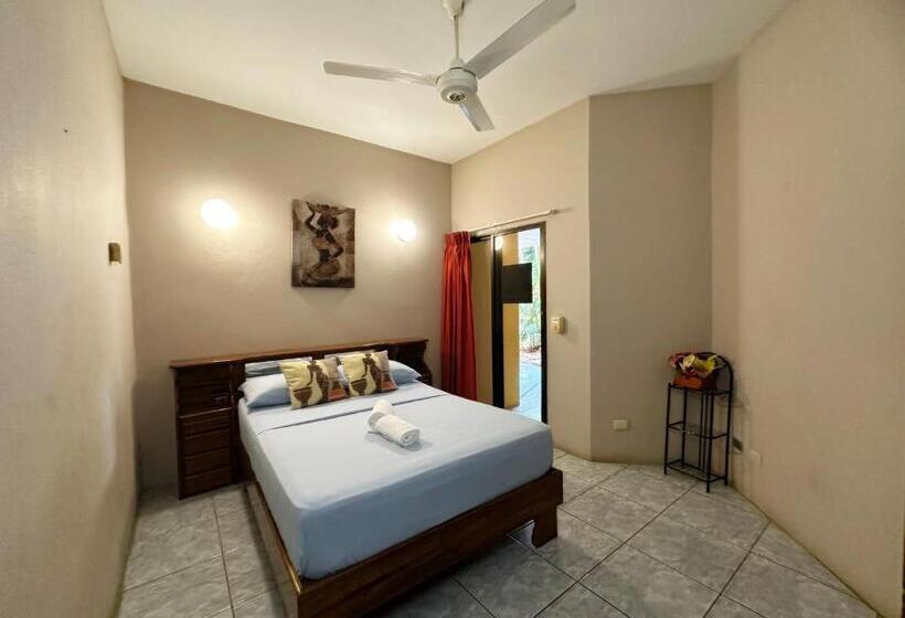 침실 1개 주택, Nany