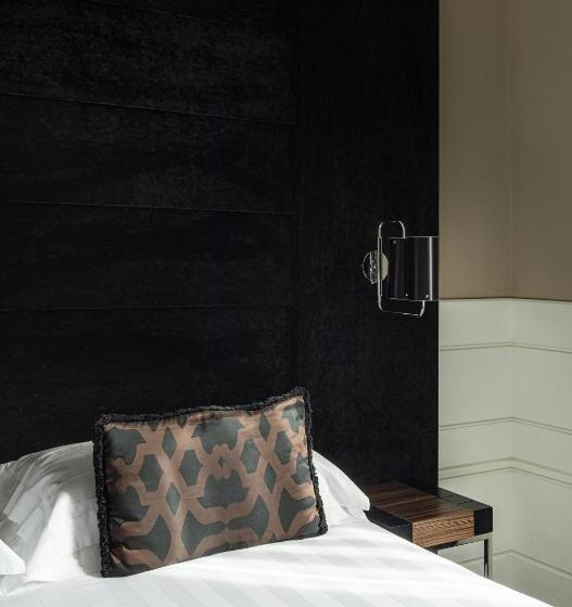 חדר קלאסי, The Glam