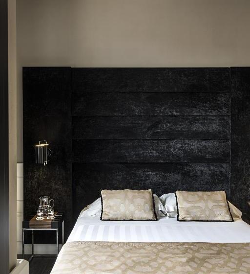 חדר סופריור, The Glam