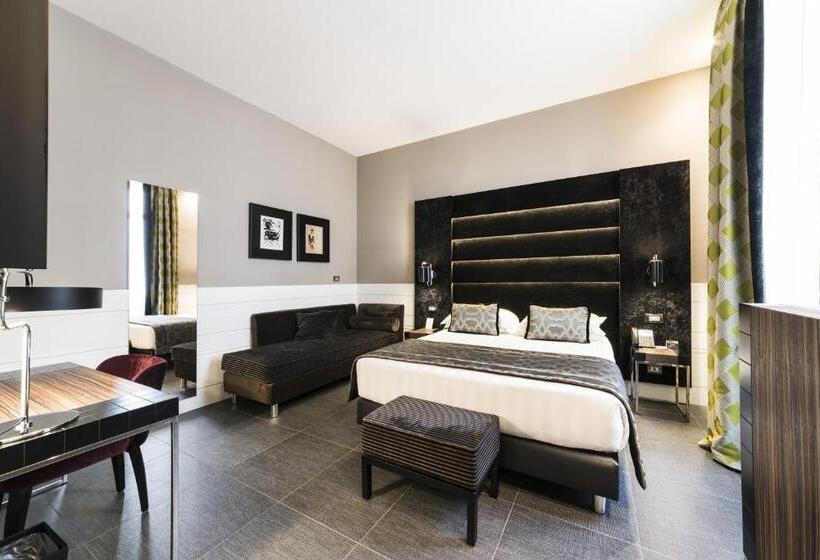 חדר משפחתי, The Glam