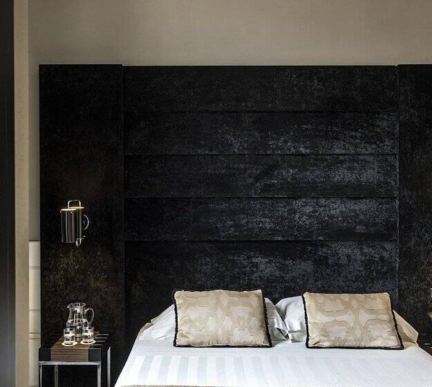 חדר סופריור, The Glam