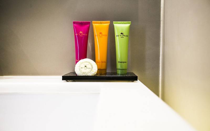 חדר סופריור, The Glam