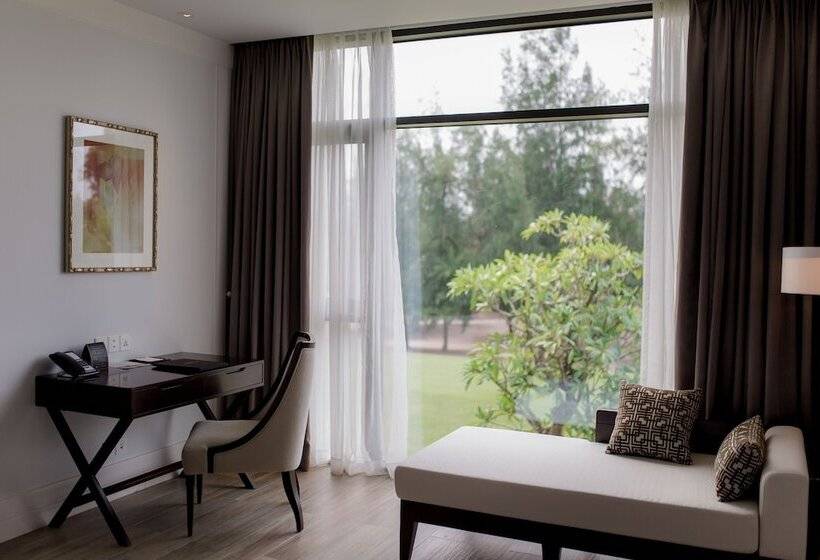 اتاق لوکس, Montgomerie Links Hotel & Villas