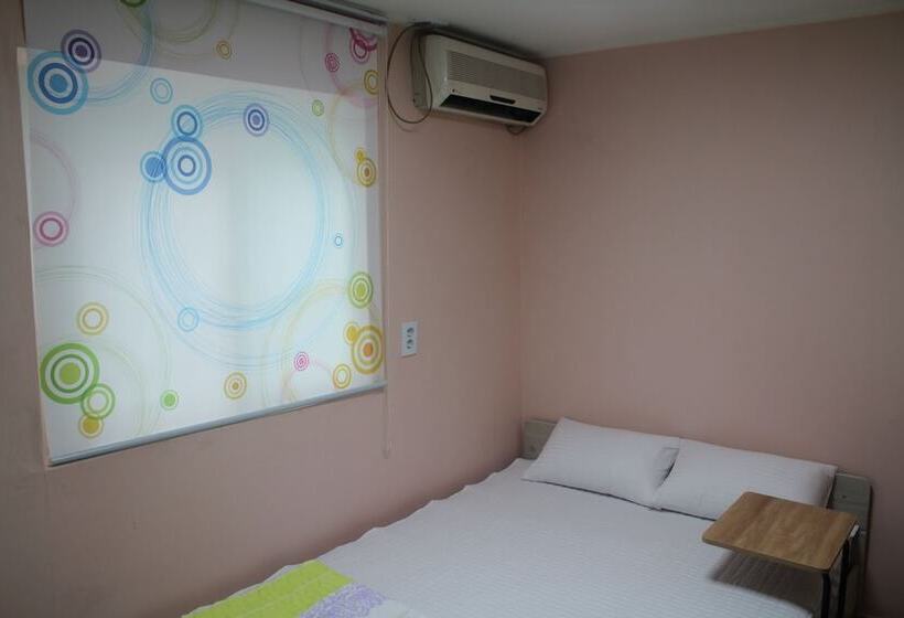 اتاق استاندارد, Mk Liberty House