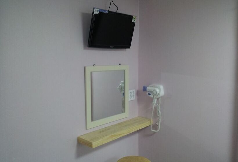 اتاق استاندارد, Mk Liberty House