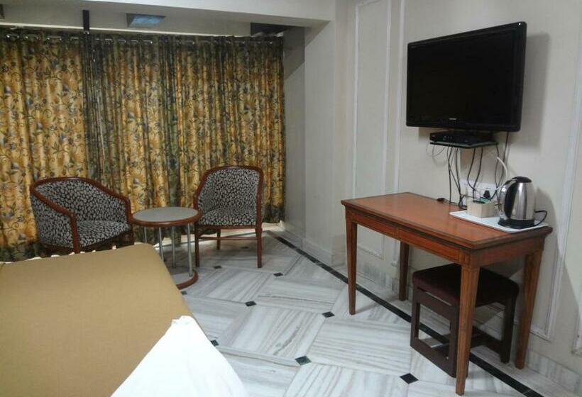 Deluxe Room, Royal Park Hotel Dockyard