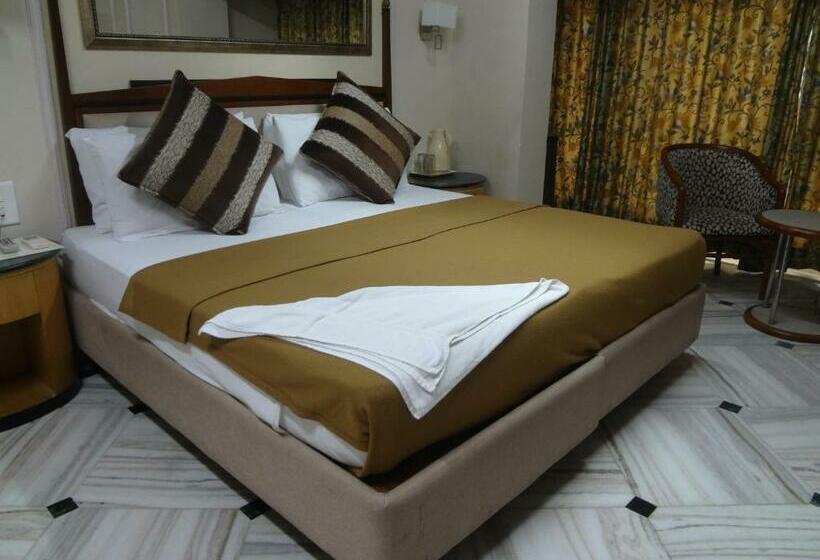 Deluxe Room, Royal Park Hotel Dockyard