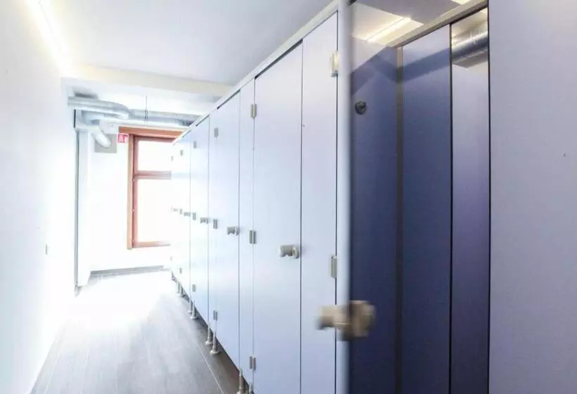 تختخواب در اتاق مشترک, Antwerp City Hostel