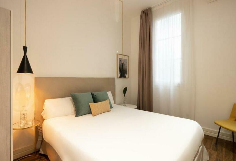 Habitación Basic, Forget Me Not Barcelona