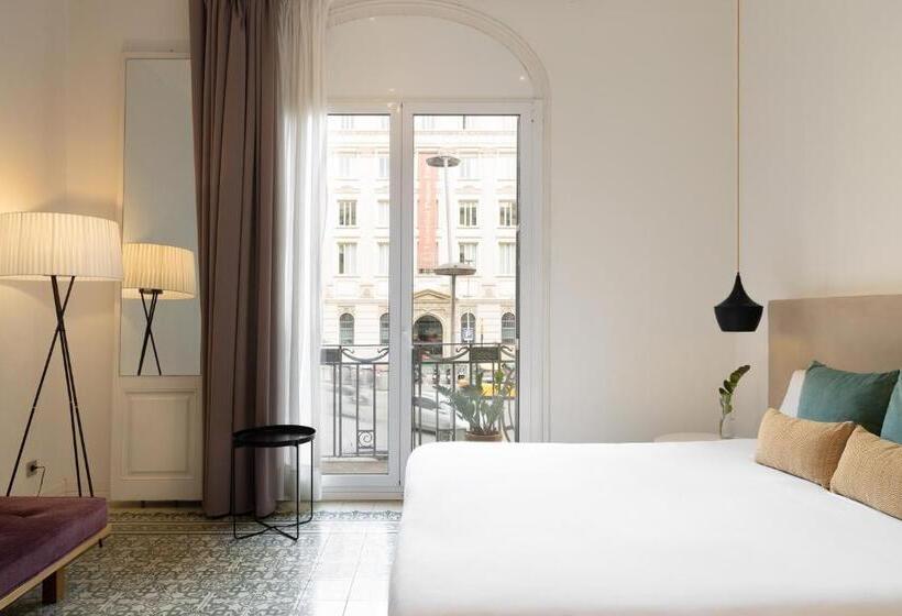 Habitación Superior, Forget Me Not Barcelona