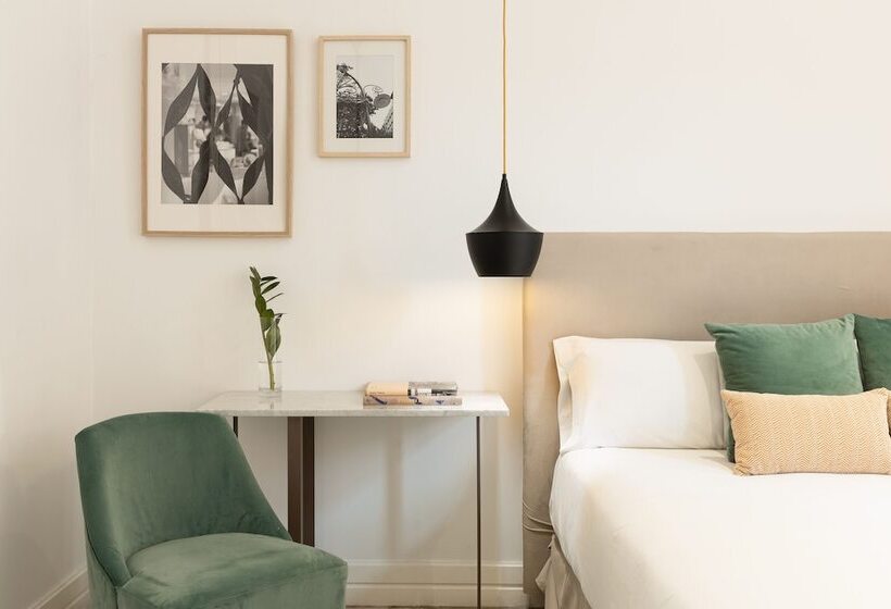 Habitación Estándar, Forget Me Not Barcelona