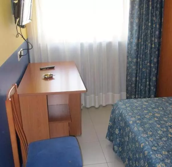 اتاق استاندارد یک نفره, Blauet By Bossh Hotels