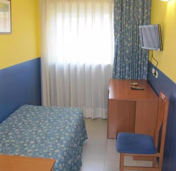 اتاق استاندارد یک نفره, Blauet By Bossh Hotels