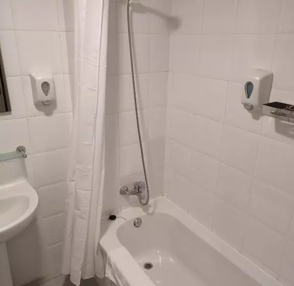 اتاق استاندارد یک نفره, Blauet By Bossh Hotels