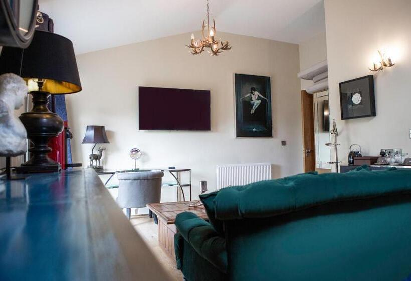 غرفة قياسية, The Wyvill Arms