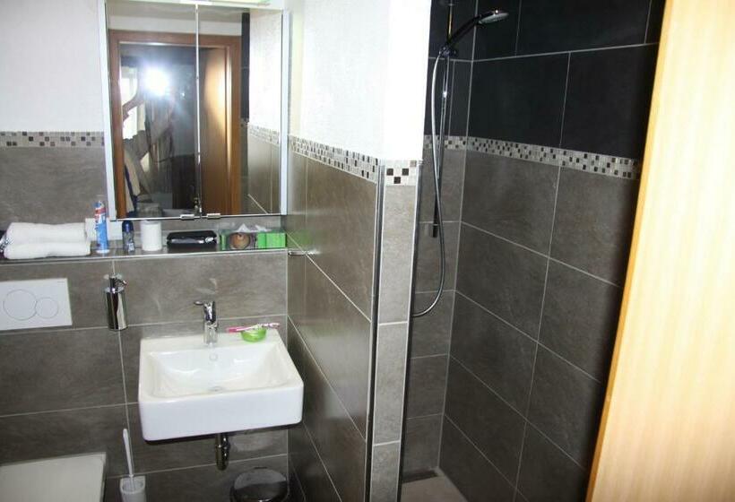 Quarto Familiar, Adam & Eva Gasthof Paradies Mit