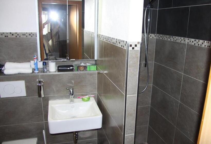 Quarto Familiar, Adam & Eva Gasthof Paradies Mit