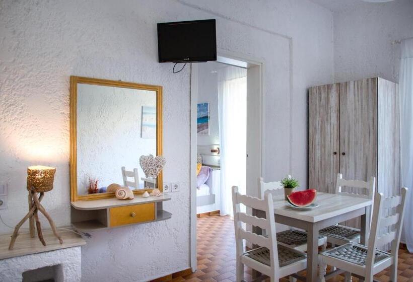 Апартаменты 1 Спальня, Amazona