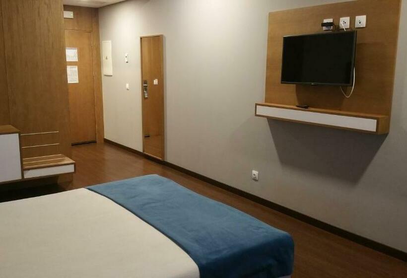 غرفة قياسية مطلة على الجبل, Belmonte Sinai