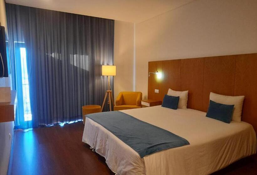 غرفة سوبيريور, Belmonte Sinai