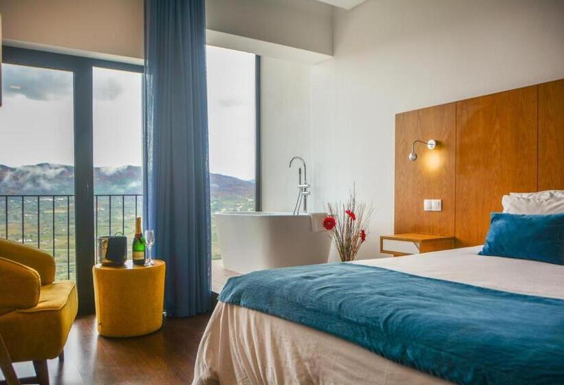 标准间带漩涡浴缸, Belmonte Sinai