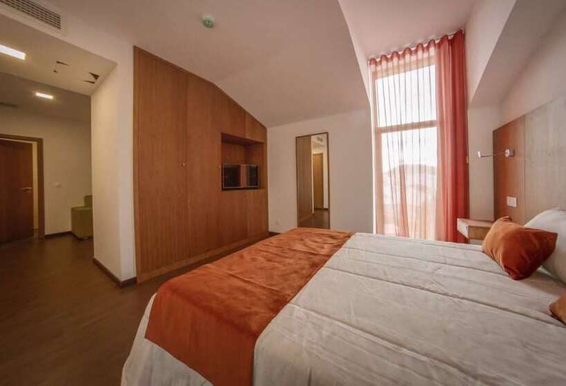 标准间, Belmonte Sinai