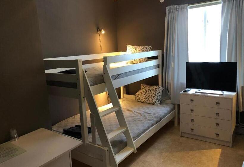 经济型三人房间, Brunsbo G:a Biskopsgård Hotell & Konferens