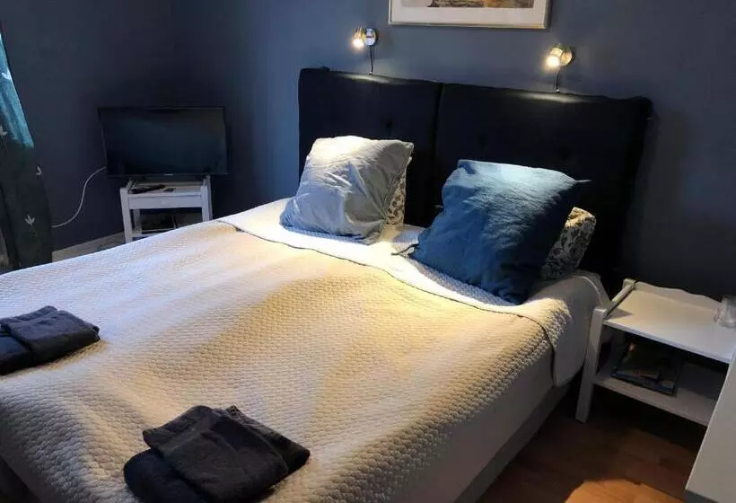 エコノミートリプルルーム, Brunsbo G:a Biskopsgård Hotell & Konferens