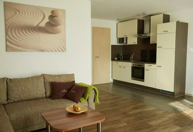 ２ベッドルームアパートメント, Business Homes  Das Apartment