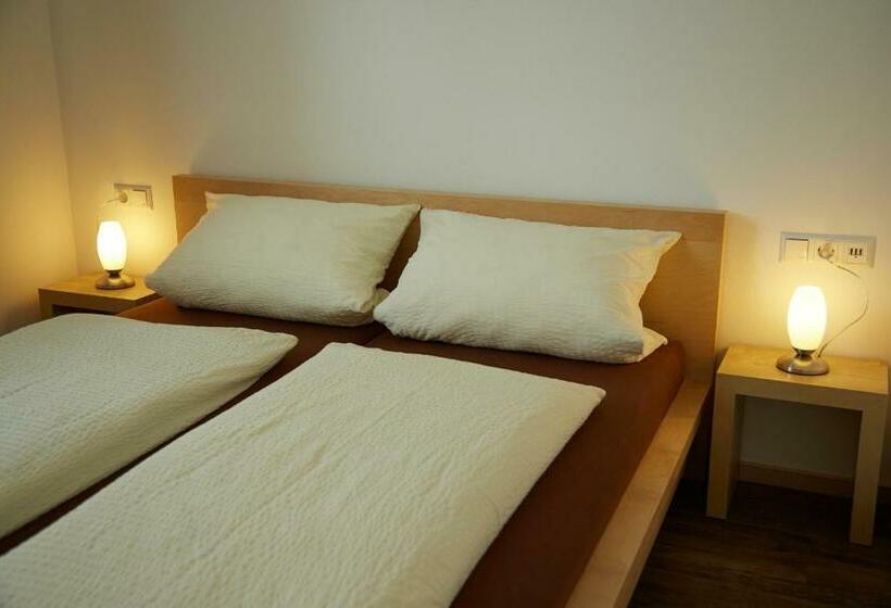 Апартаменты 2 Спальни, Business Homes  Das Apartment