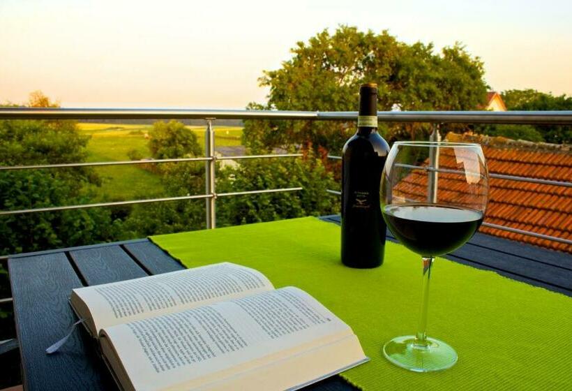 Апартаменты 2 Спальни, Business Homes  Das Apartment