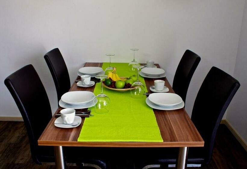 Апартаменты 2 Спальни, Business Homes  Das Apartment