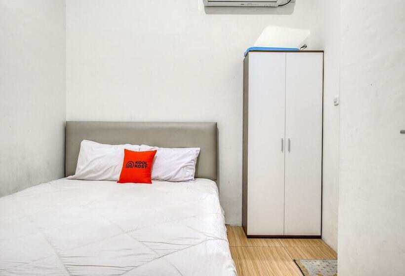 豪华房间, Koolkost Syariah @ Capsule Homestay Kedungdoro