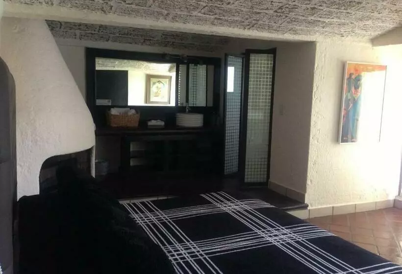 سوییت جونیور, Casa Blanca San Miguel