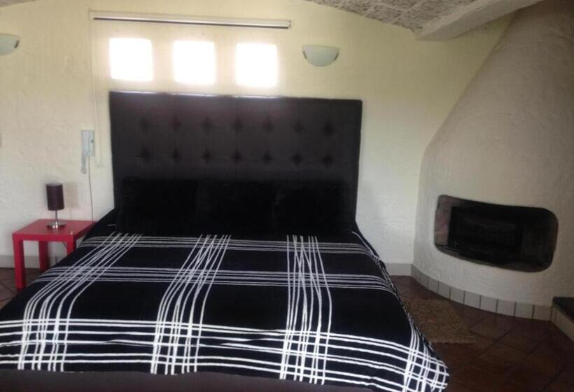 سوییت جونیور, Casa Blanca San Miguel