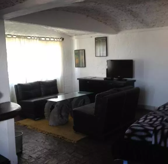 سوییت سوپریور, Casa Blanca San Miguel