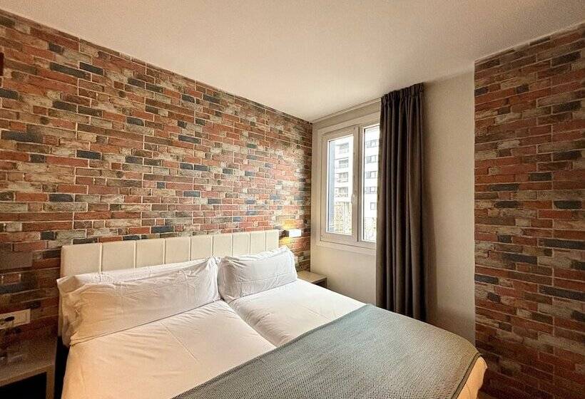 اتاق استاندارد, Colectia Urumea