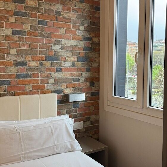 اتاق استاندارد, Colectia Urumea