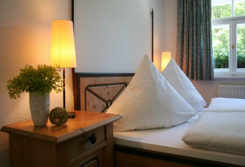 スタンダードルーム, Forsthaus