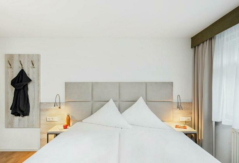 スタンダードルーム, Forsthaus