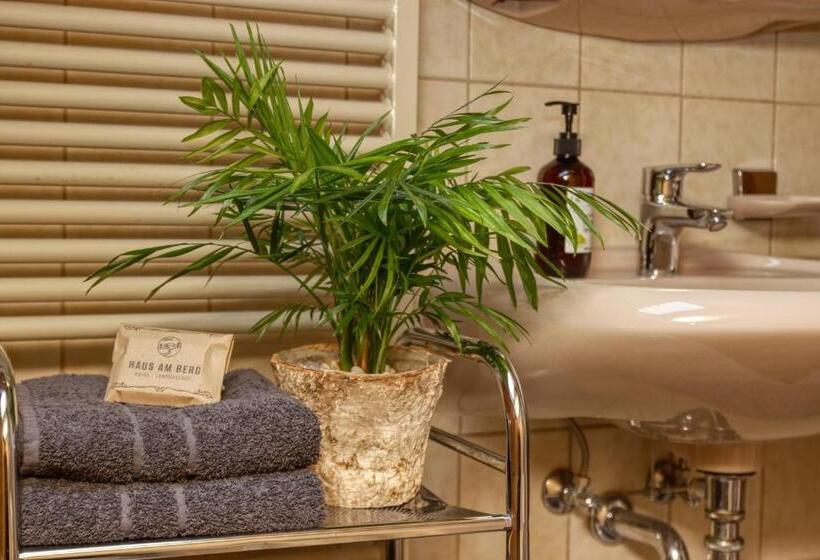 컴포트 룸, Haus Am Berg