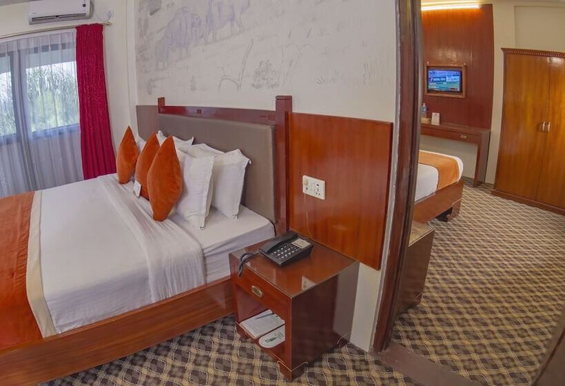 اتاق لوکس, Jungle Crown