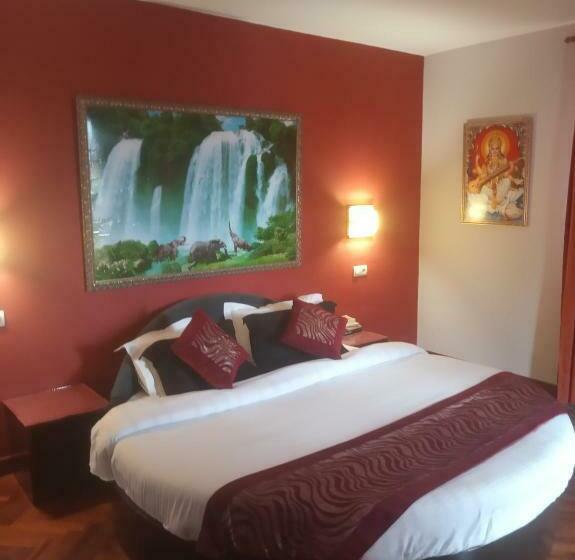 غرفة قياسية ذات إطلالة, Kerala