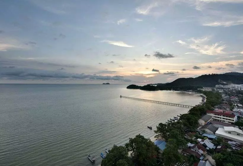 エクゼクティブスイート, Lexis Suites Penang