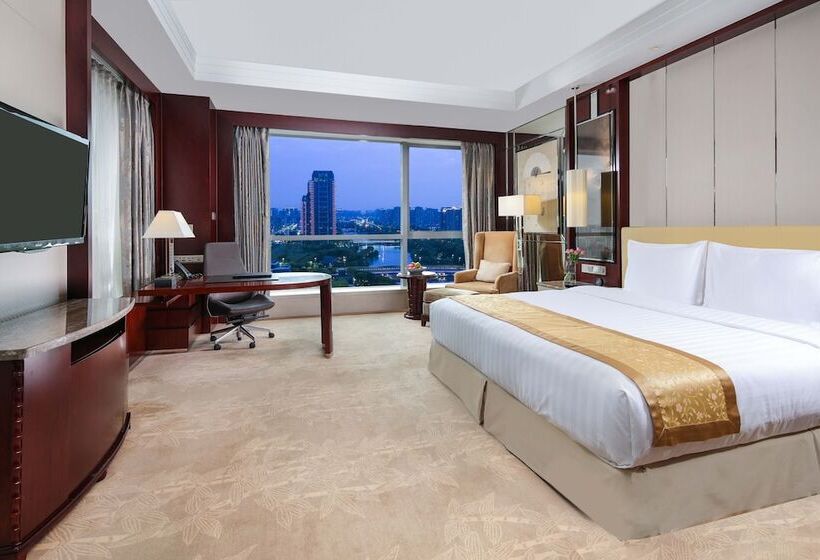 Номер Deluxe, Pan Pacific Ningbo